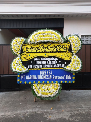 Papan Bunga Duka di Putri Hijau